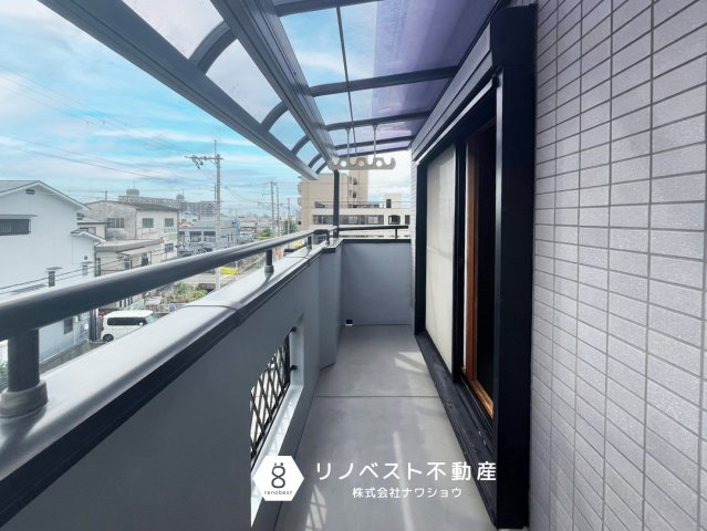 東大阪市鳥居町のバルコニー|【リノベスト不動産】テナント（事業用）物件のご紹介も可能です。事務所移転・新規開業等お気軽にご相談ください♪
