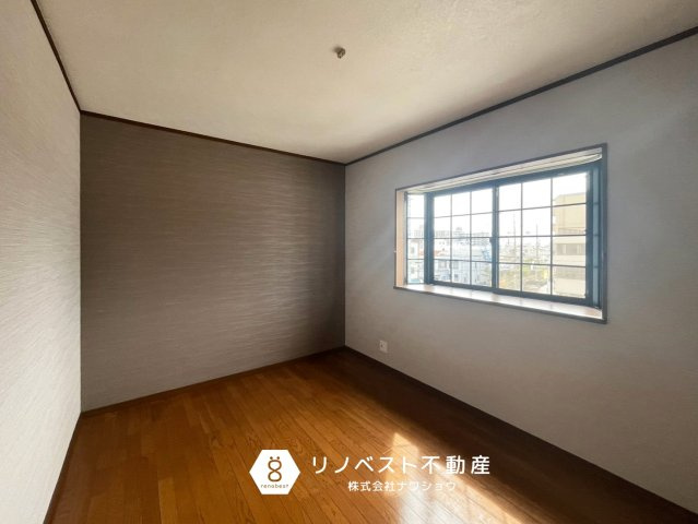 東大阪市鳥居町の洋室|約6帖の洋室♪
ベッドルームにおすすめ◎