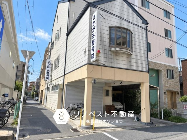 東大阪市長堂1丁目の外観|暗越奈良街道沿いに面しており視認性良好です！
車3台駐車可能です◎