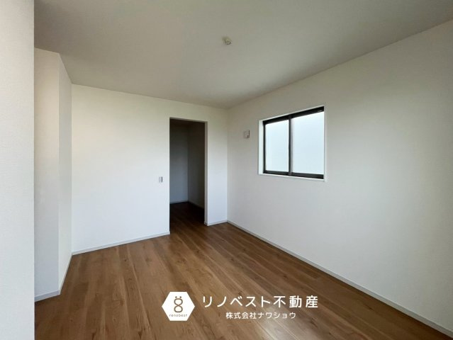 東大阪市元町2丁目　2号棟の洋室|約7.25帖の2階洋室♪
全居室で１番広く、ウォークインクローゼットも完備◎