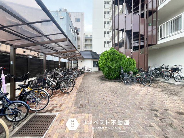 シャンティ―永和の駐輪場|【リノベスト不動産】東大阪市・生野区・東成区での物件探しは弊社にお任せください！
