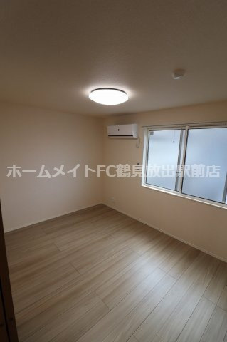 大阪市鶴見区今津北３丁目のアパートの洋室
