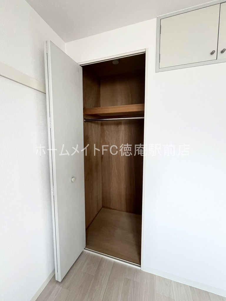 大阪市鶴見区浜３丁目の賃貸マンションの収納