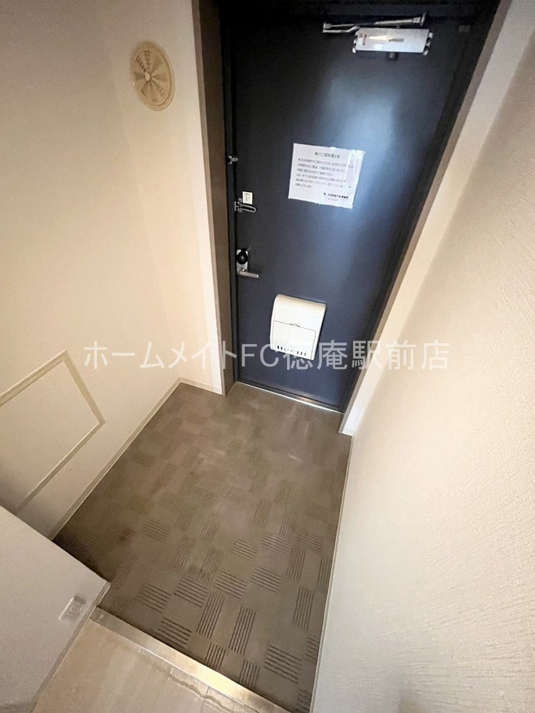 大阪市鶴見区浜３丁目の賃貸マンションの玄関