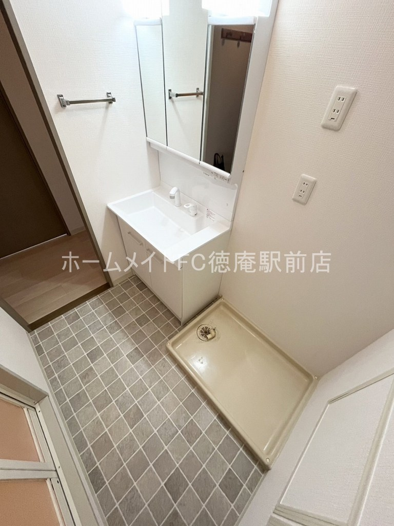 大阪市鶴見区浜３丁目の賃貸マンションの洗面所