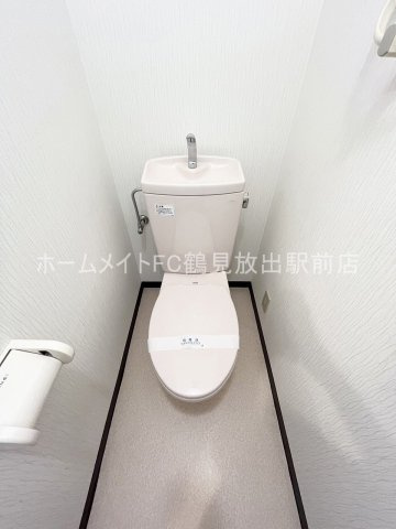 大阪市鶴見区鶴見５丁目の賃貸マンションのトイレ