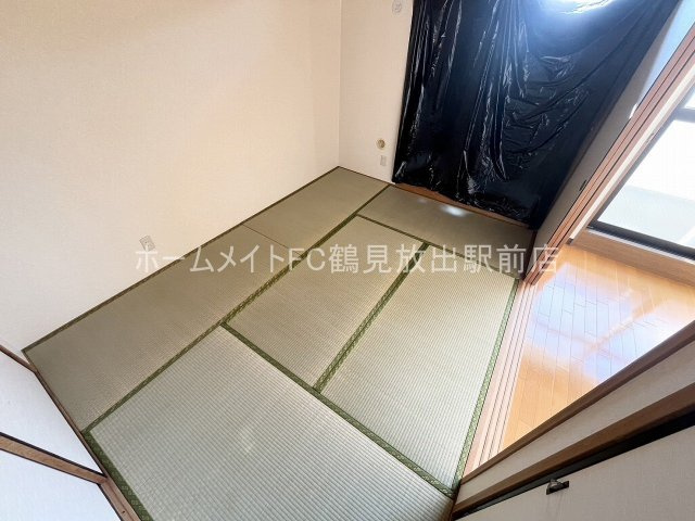 大阪市鶴見区鶴見５丁目の賃貸マンションの和室