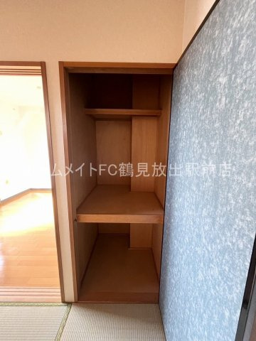 大阪市鶴見区鶴見５丁目の賃貸マンションの収納