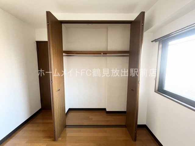 大阪市鶴見区鶴見５丁目の賃貸マンションの収納
