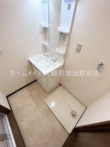 大阪市鶴見区鶴見５丁目の賃貸マンションの洗面所