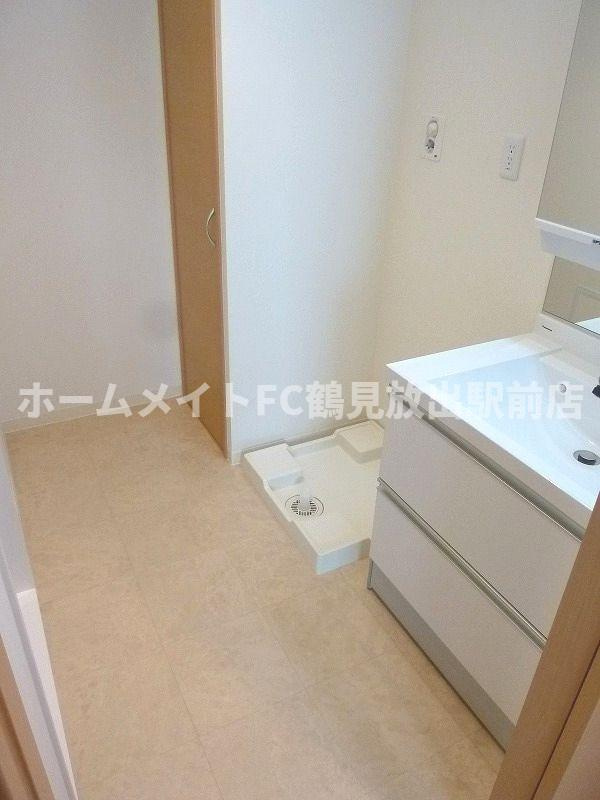 大阪市城東区鴫野西５丁目の賃貸マンションの洗面所