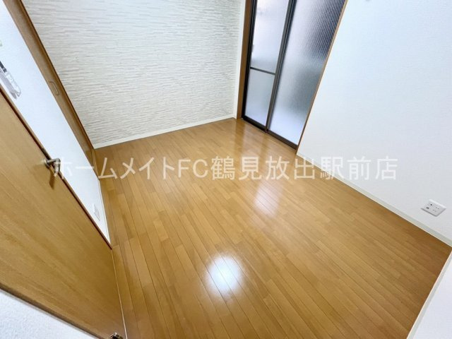 東大阪市森河内西２丁目のハイツの居間・リビング