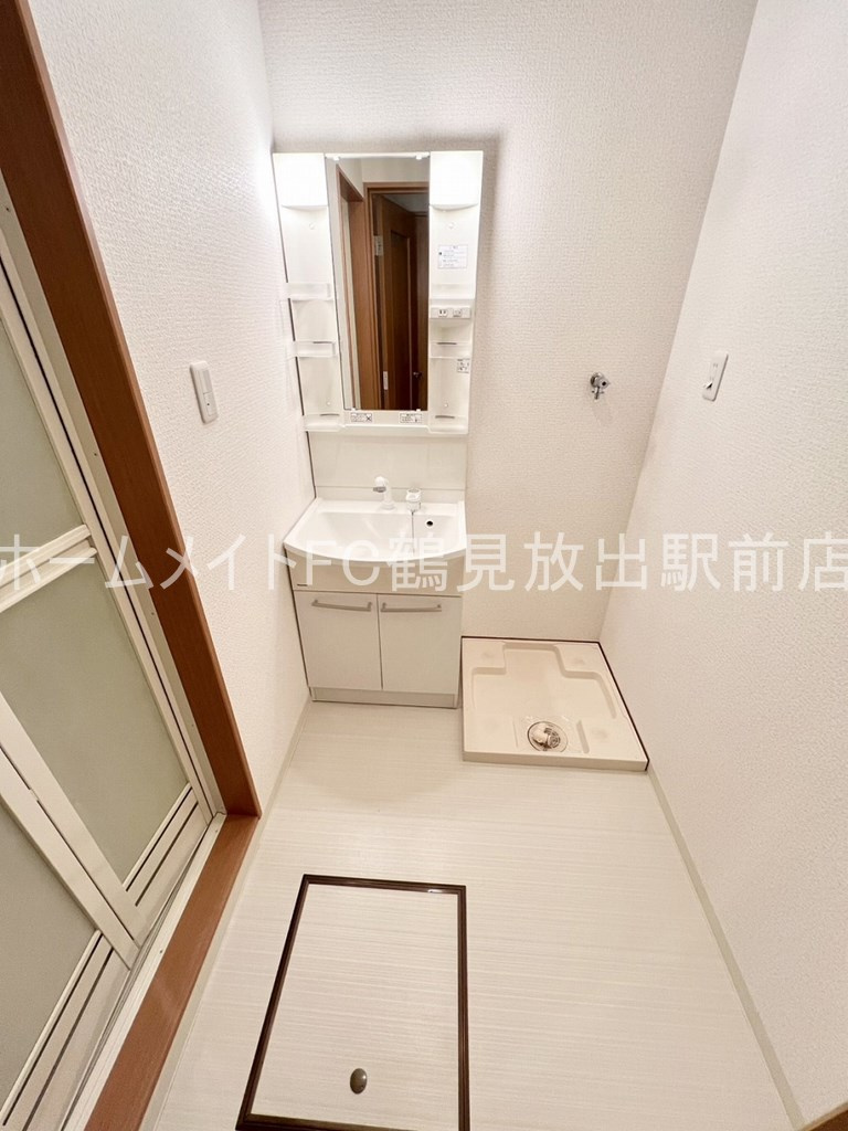 東大阪市森河内西２丁目のハイツの洗面所