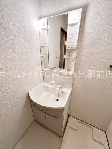 東大阪市森河内西２丁目のハイツの独立洗面台
