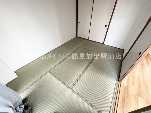 大阪市城東区放出西３丁目の賃貸マンションの和室