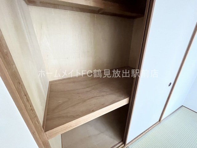 大阪市城東区放出西３丁目の賃貸マンションの収納