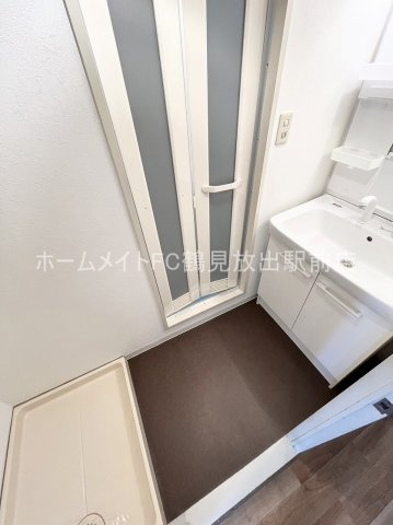 大阪市城東区放出西３丁目の賃貸マンションの洗面所
