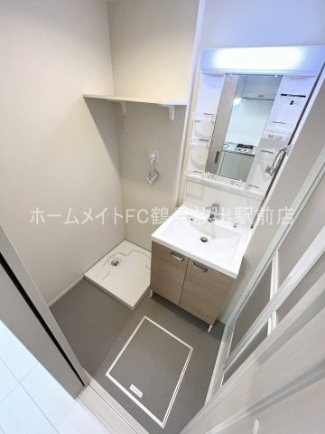 大阪市城東区鴫野東３丁目のアパートの洗面所