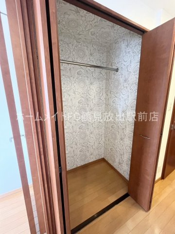 大阪市城東区諏訪２丁目の賃貸マンションの収納