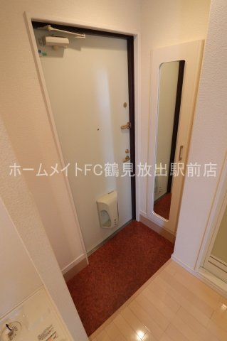 大阪市鶴見区横堤５丁目の賃貸マンションの玄関