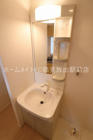 大阪市鶴見区横堤５丁目の賃貸マンションの独立洗面台