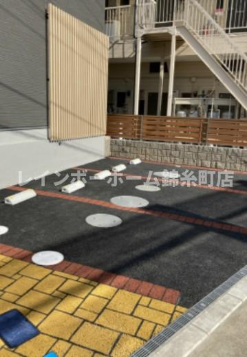 ヴィラ西船橋の駐車場