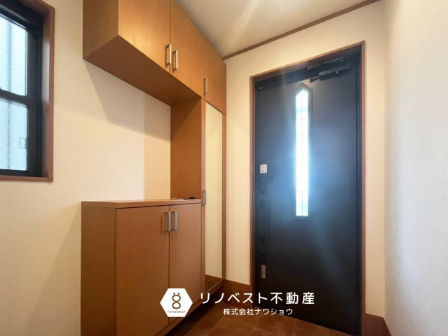 東大阪市菱屋東3丁目の玄関|【リノベスト不動産】弊社では売却のご相談も受付中！まずは一度ご相談ください♪
