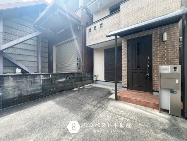 東大阪市菱屋東3丁目の駐車場|【リノベスト不動産】女性スタッフ・男性スタッフ共に活躍中！

