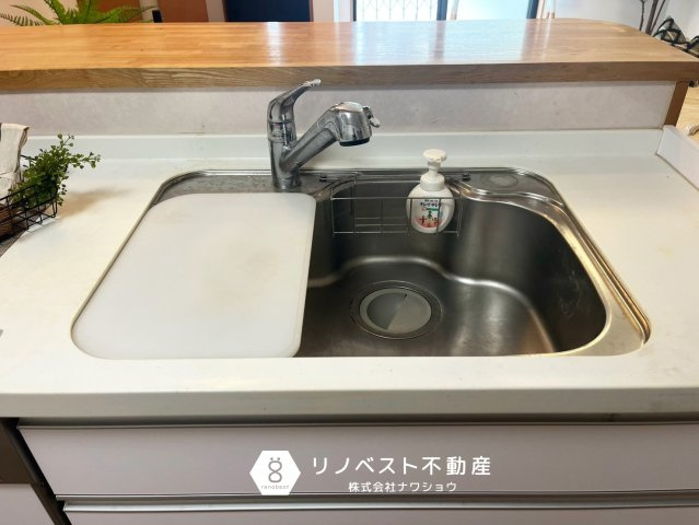東大阪市菱屋東3丁目のキッチン|【リノベスト不動産】東大阪市・生野区・東成区での物件探しは弊社にお任せください！
