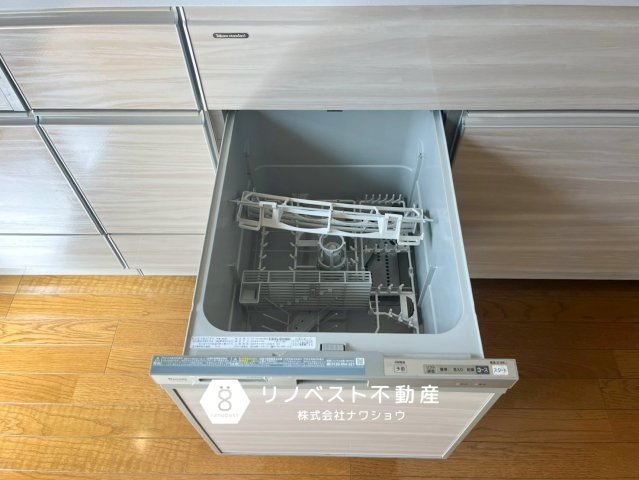 東大阪市友井3丁目のキッチン|【リノベスト不動産】女性スタッフ・男性スタッフ共に活躍中！
