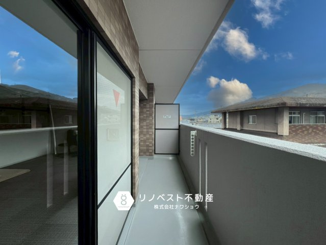 ライオンズマンション瓢箪山のバルコニー|【リノベスト不動産】テナント（事業用）物件のご紹介も可能です。事務所移転・新規開業等お気軽にご相談ください♪
