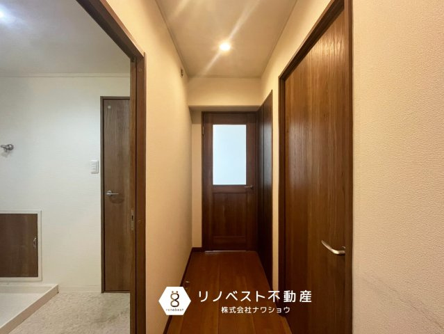 八戸ノ里第四ガーデンハイツの玄関|【リノベスト不動産】テナント（事業用）物件のご紹介も可能です。事務所移転・新規開業等お気軽にご相談ください♪
