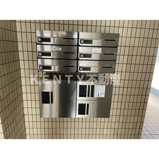 【その他共用部分】 | サンフラワー池上 | 集合ポストと宅配ボックス