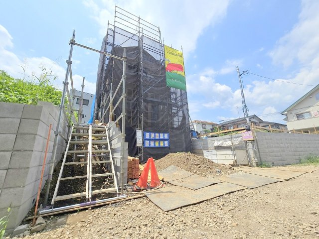 青梅市和田町2丁目　全3棟の外観