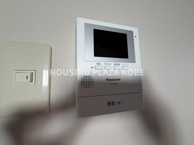 末広ハイツのセキュリティ|TVモニタホン設置済みで防犯面も安心