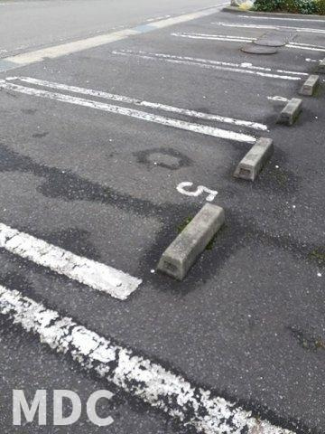サニー・ヴィラ　ケイの駐車場