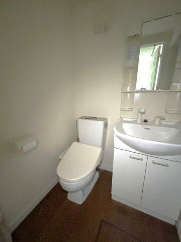 ジュンベリーのトイレ|シンプルで使いやすいトイレです