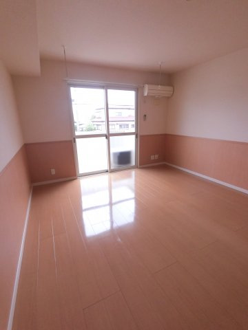 【寝室】