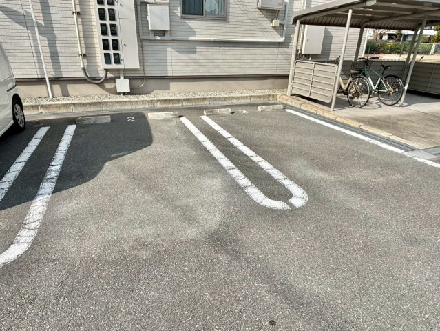 パークサイド田寺の駐車場