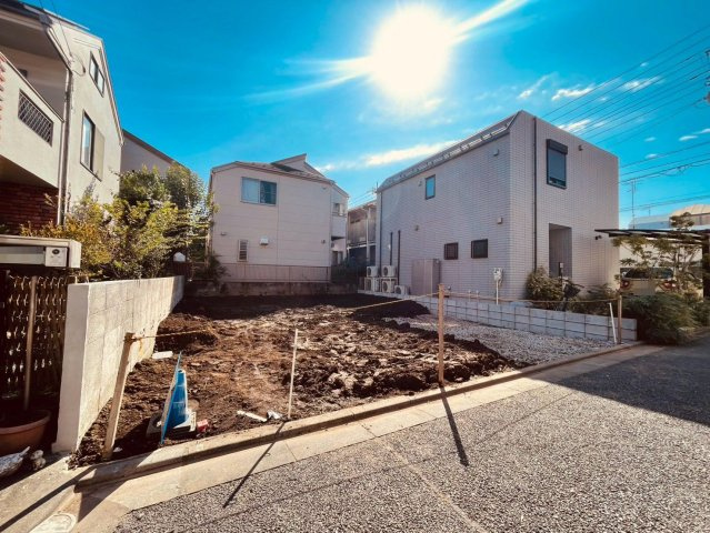 【外観】 | 練馬区豊玉南２丁目　新築戸建て | 【更地】学区内の小中学校まで徒歩10分圏内で子育て環境も充実