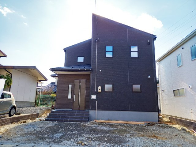 【小名浜玉川町南第2／全3棟　3号棟】第三小・玉川中　長期優良住宅の外観|◆外観の写真です◆　
お洒落な新築は気分が上がりますね♪　新しい暮らしをお楽しみいただけます！！家に帰宅するのがより一層楽しみになります♪

