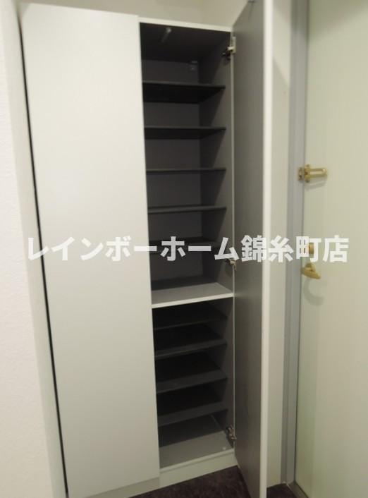 SUNRISEの玄関
