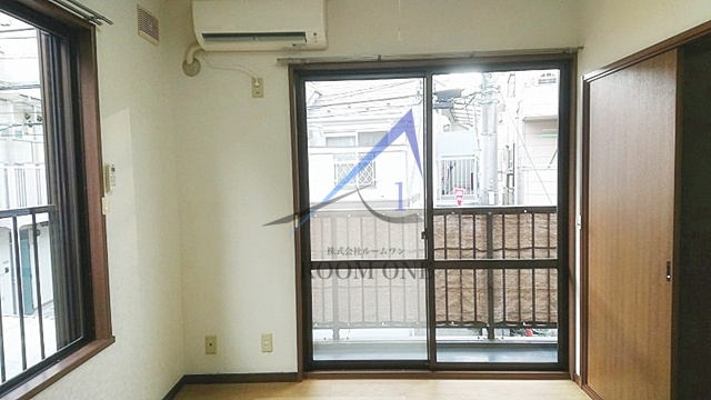 メゾンＮ の居間・リビング|洋室のお部屋です。