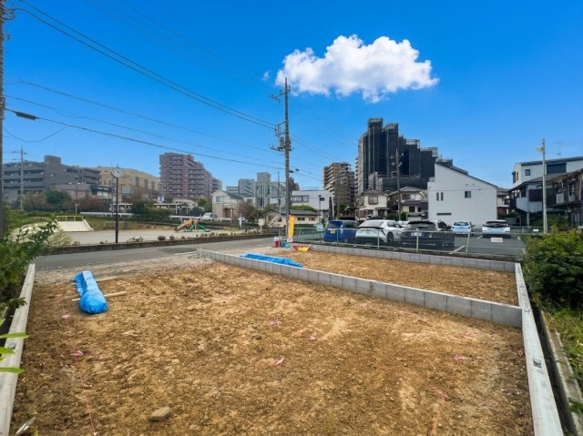 稲城市東長沼の新築一戸建の外観