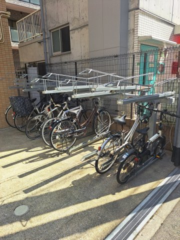 【その他共用部分】 | ミェーレ船橋 | 敷地内ゴミ置き場です