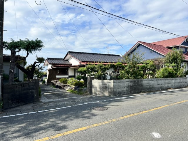 千丁町太牟田戸建の前面道路含む現地写真
