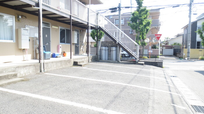 【駐車場】