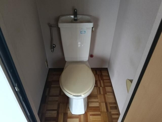 石田コーポのトイレ