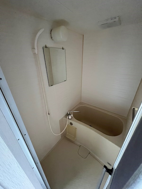 ココロ戎町の浴室|日々の疲れを癒すお風呂付です