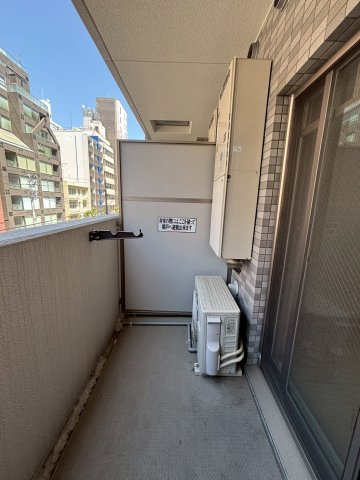 アーバネックス大阪城WESTのバルコニー